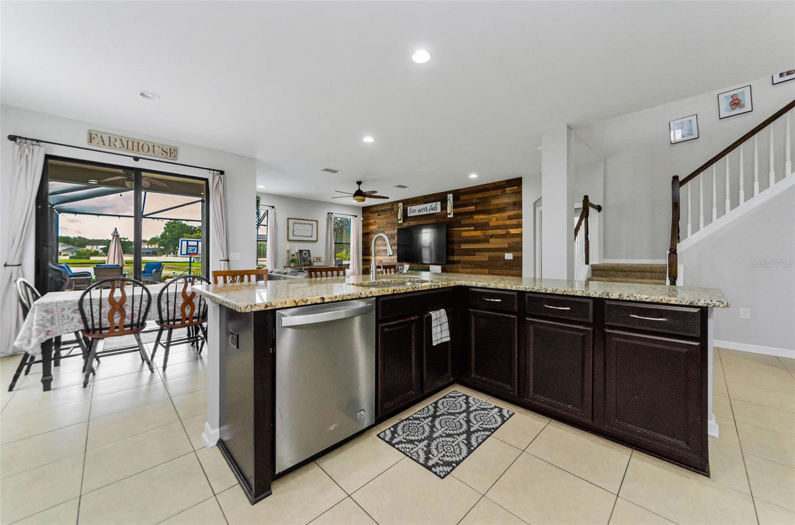 TRINITY EAST REP - Residential