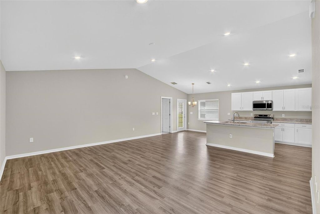 Photo of 1047 Aruba Avenue, Mulberry, FL 33860 (MLS # TB8433458)