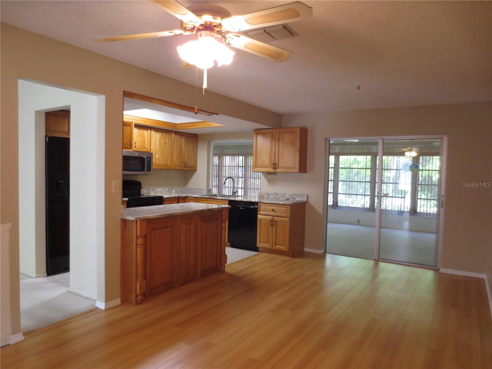 HIGHLAND LAKES UNIT 14 PH 1 - Residential Lease