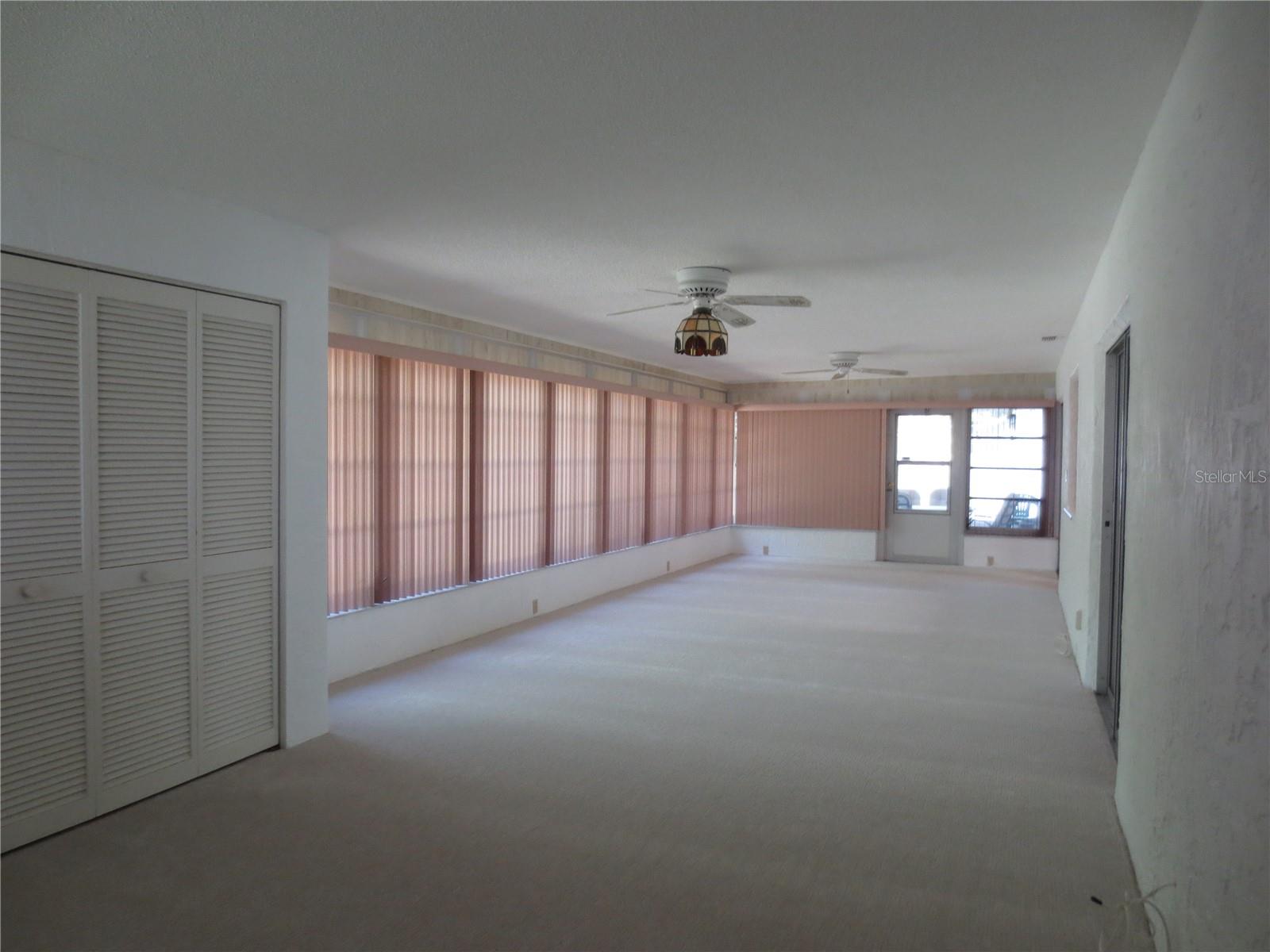 HIGHLAND LAKES UNIT 14 PH 1 - Residential Lease