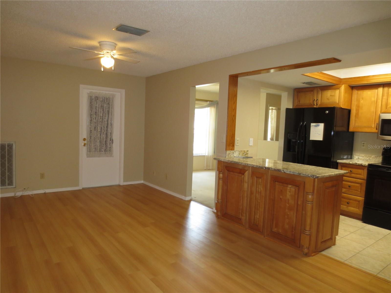 HIGHLAND LAKES UNIT 14 PH 1 - Residential Lease