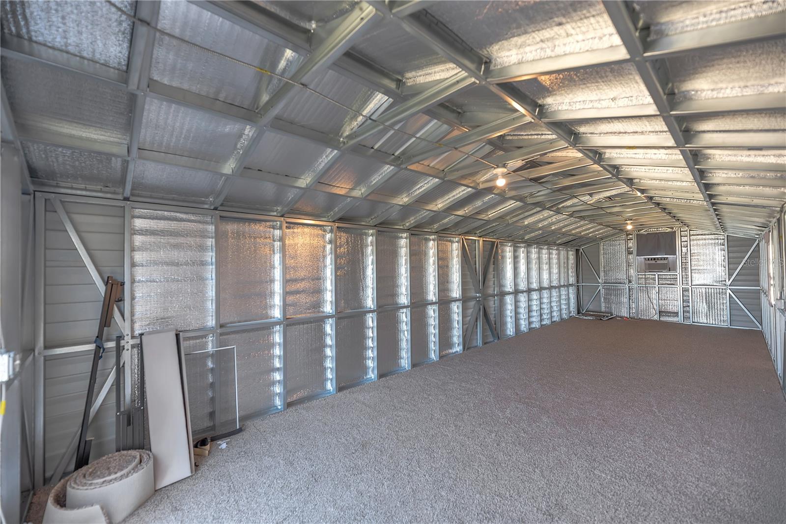 VALRICO LAKE ESTATES - Residential