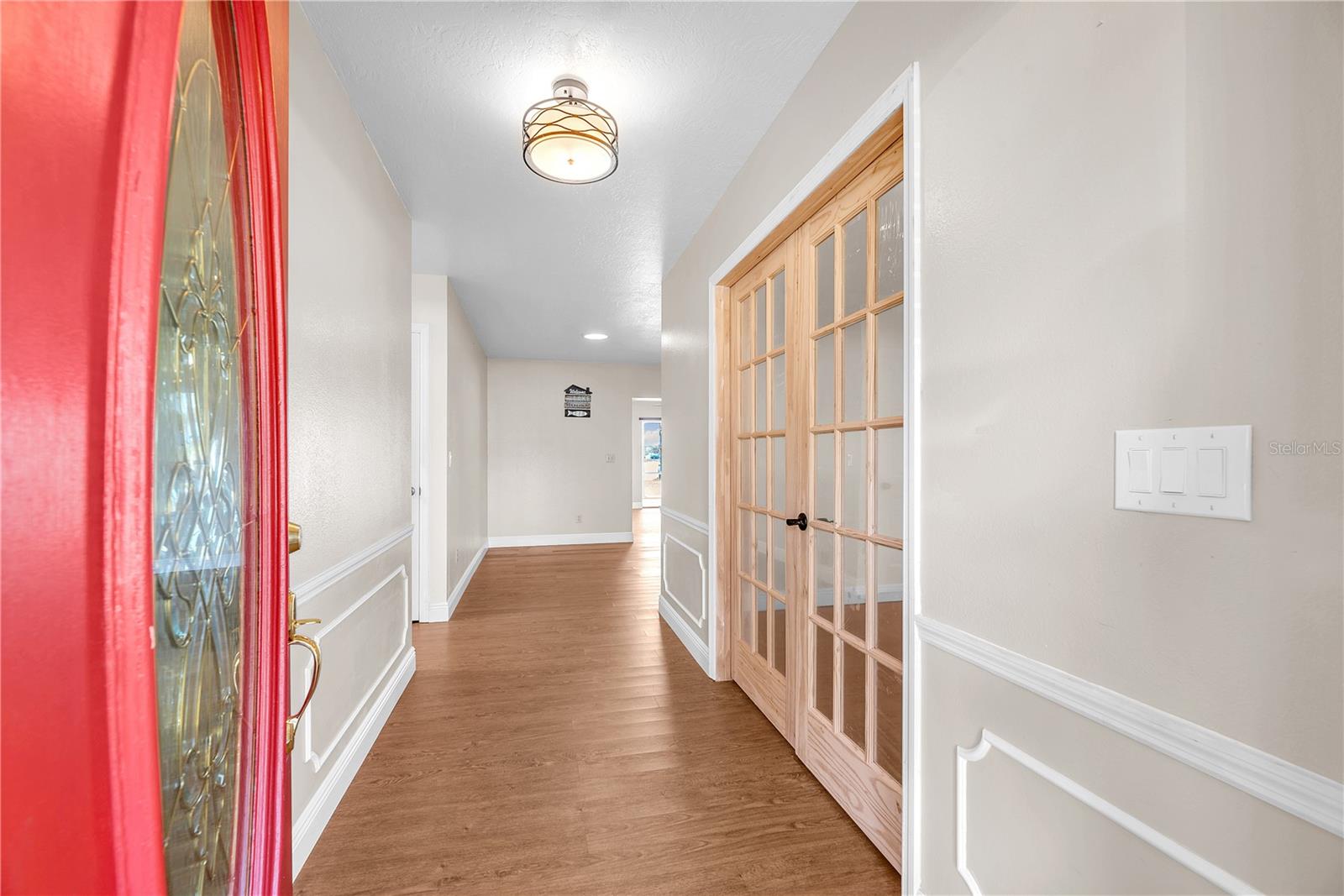 VALRICO LAKE ESTATES - Residential