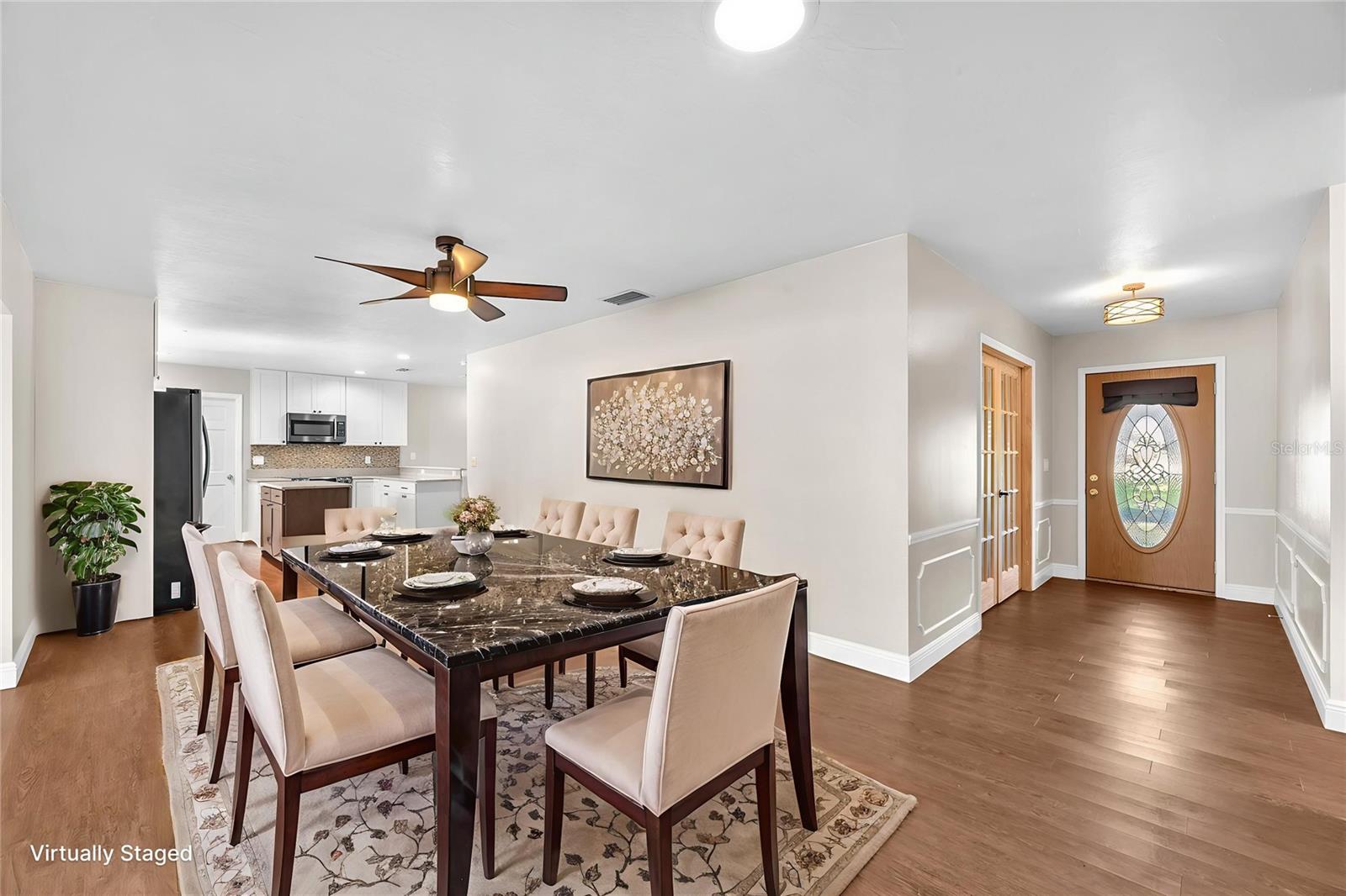 VALRICO LAKE ESTATES - Residential