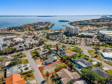 164 2ND STREET W ST PETERSBURG FL 33715