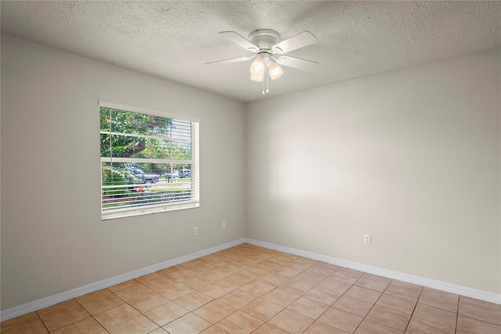 CARROLLWOOD MEADOWS UNIT V - Residential