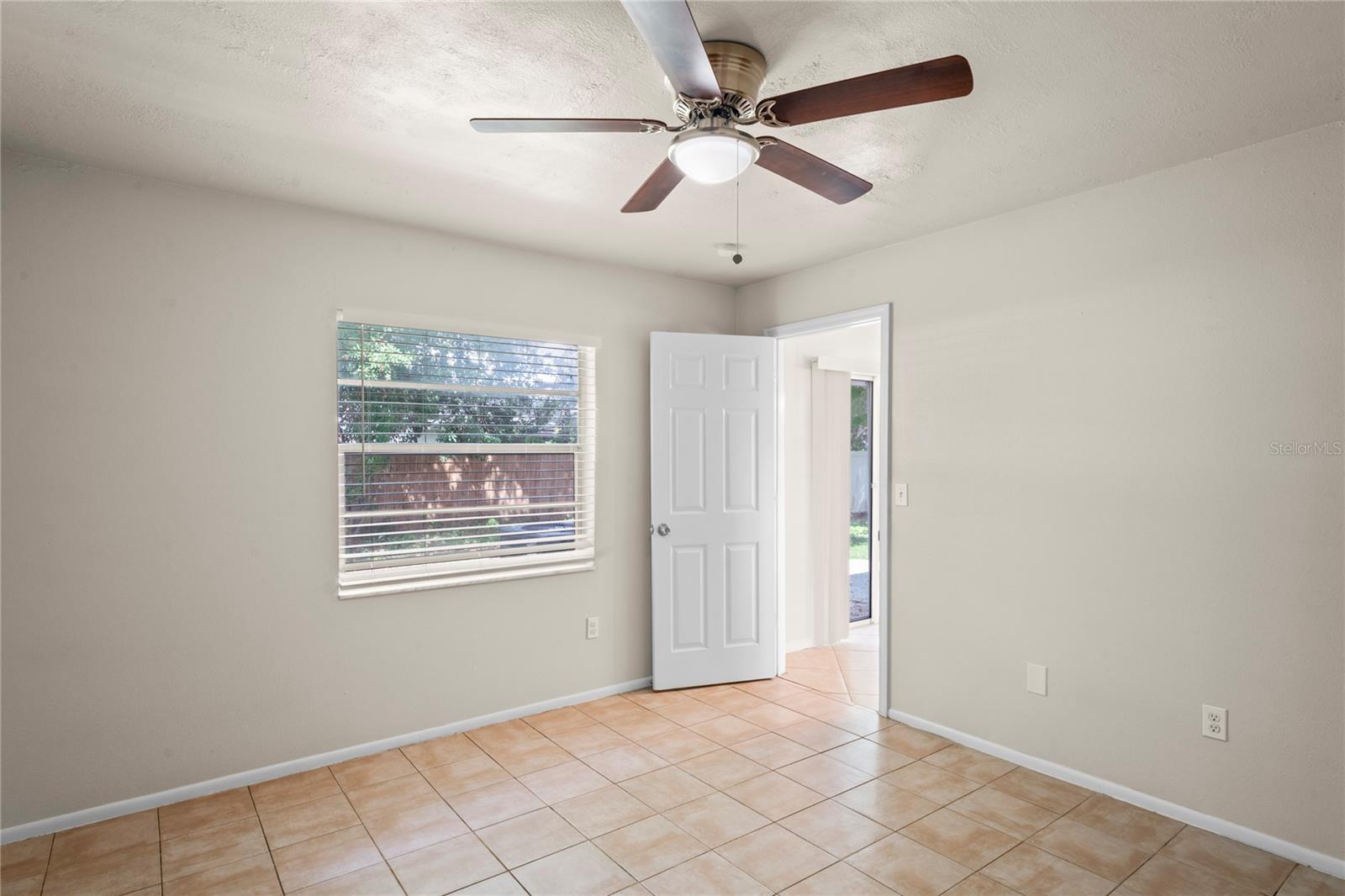 CARROLLWOOD MEADOWS UNIT V - Residential