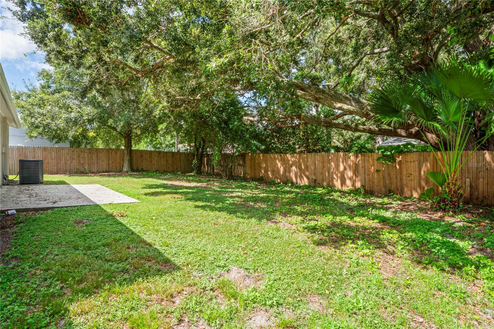 CARROLLWOOD MEADOWS UNIT V - Residential