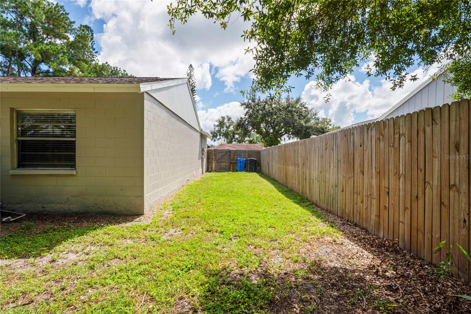 CARROLLWOOD MEADOWS UNIT V - Residential
