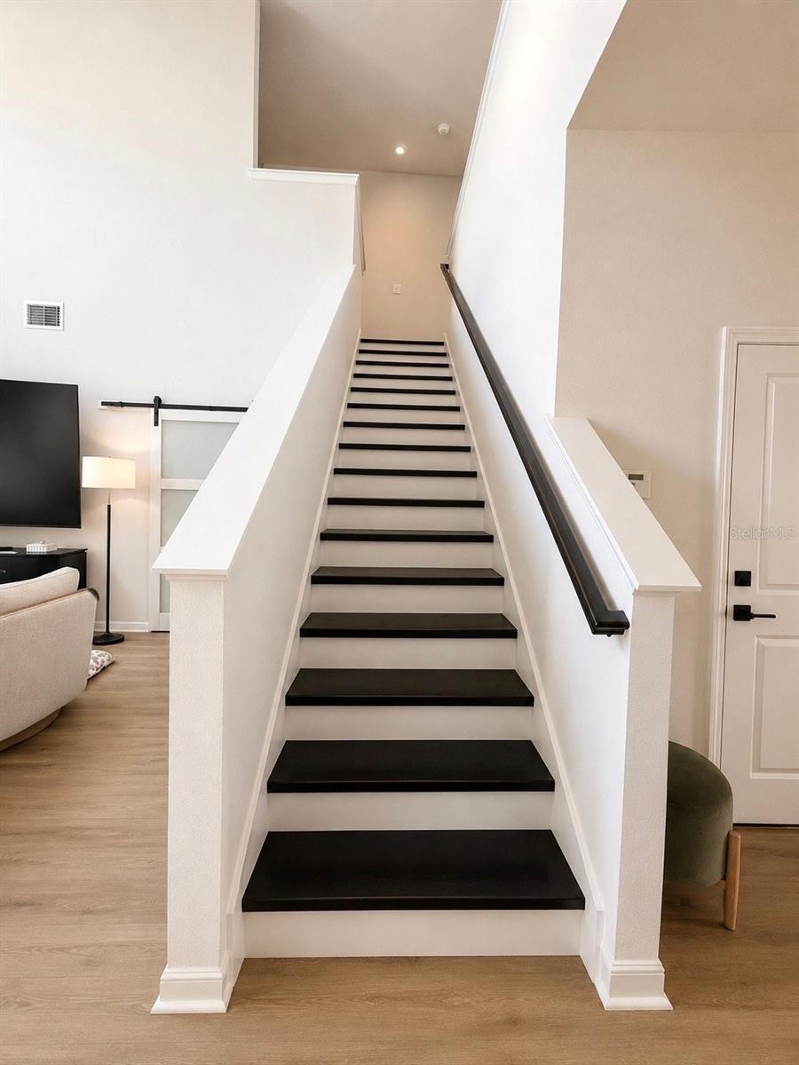JOHNS LAKE LNDG PH 6 - Residential