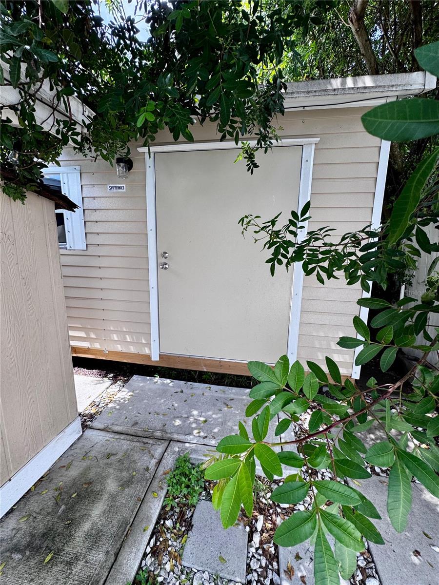 EAST ORLANDO SEC 02 - Residential Lease