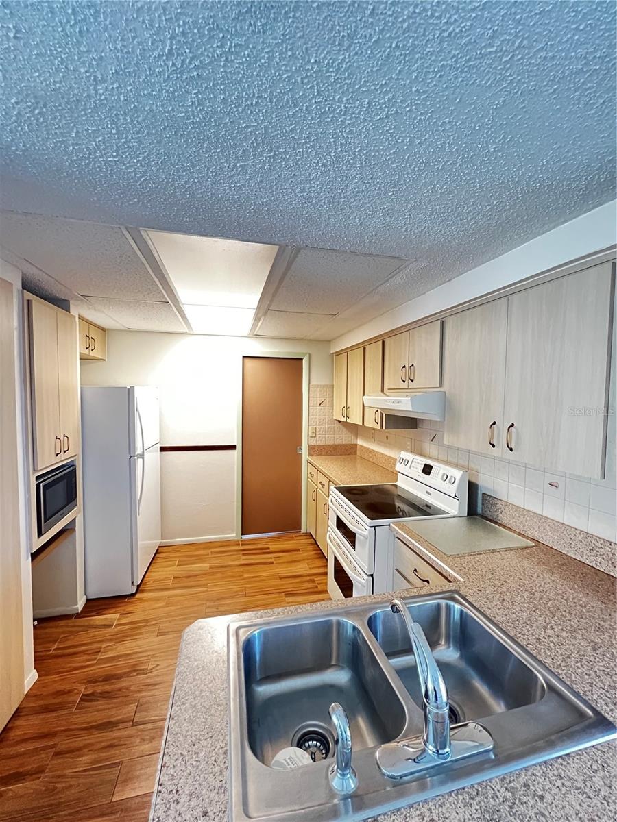 SEVEN SPGS HOMES - Residential