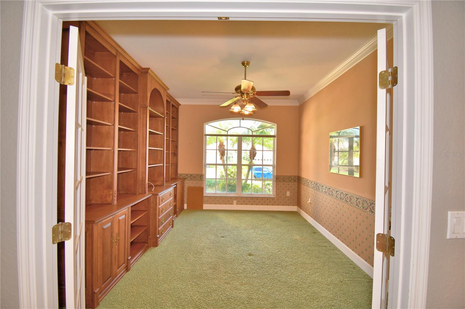 LAKE BESS COUNTRY CLUB - Residential