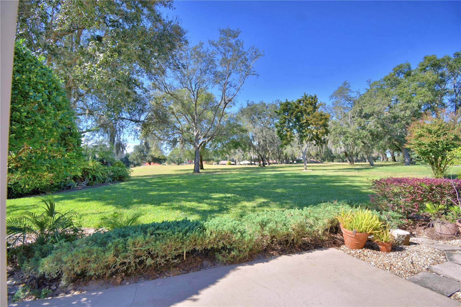 LAKE BESS COUNTRY CLUB - Residential