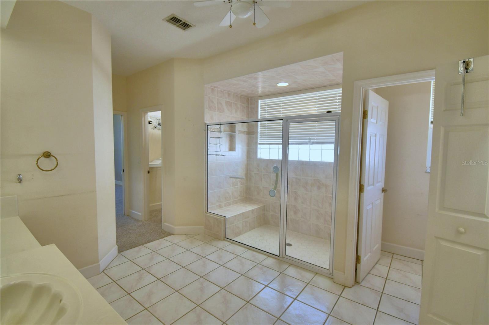 LAKE BESS COUNTRY CLUB - Residential