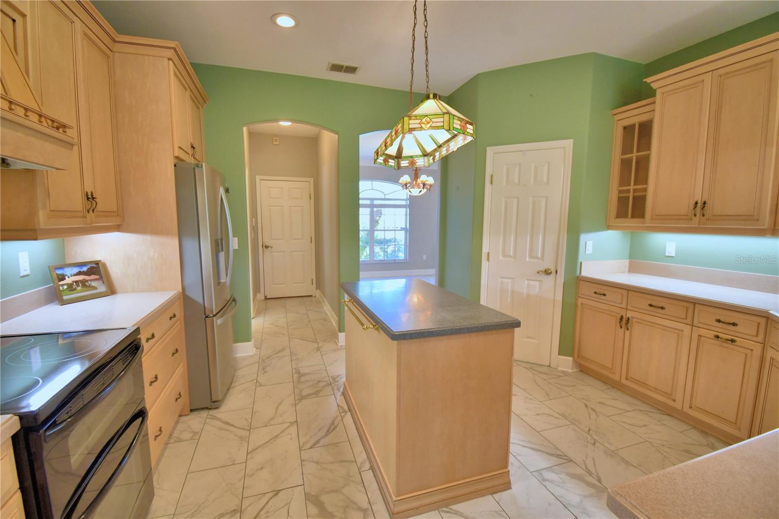 LAKE BESS COUNTRY CLUB - Residential