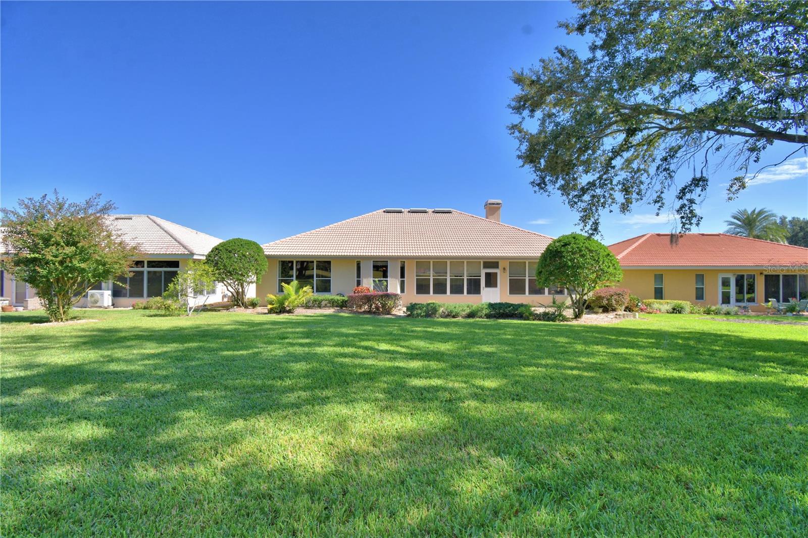 LAKE BESS COUNTRY CLUB - Residential