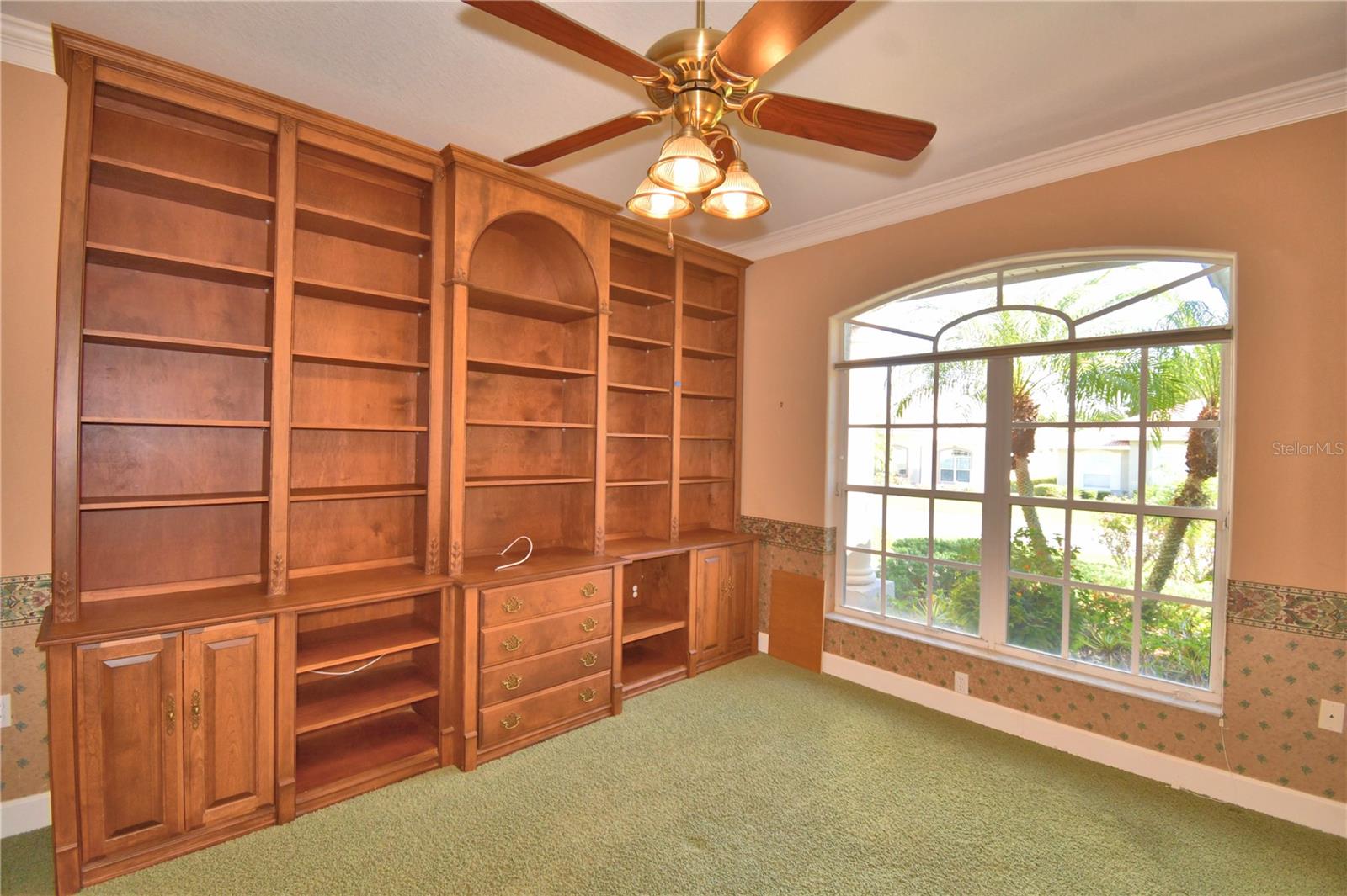 LAKE BESS COUNTRY CLUB - Residential