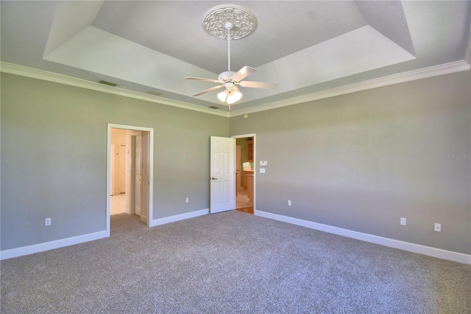 LAKE BESS COUNTRY CLUB - Residential