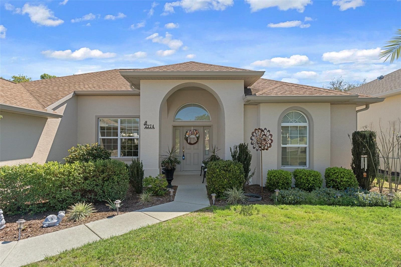 374 W COBBLESTONE LOOP