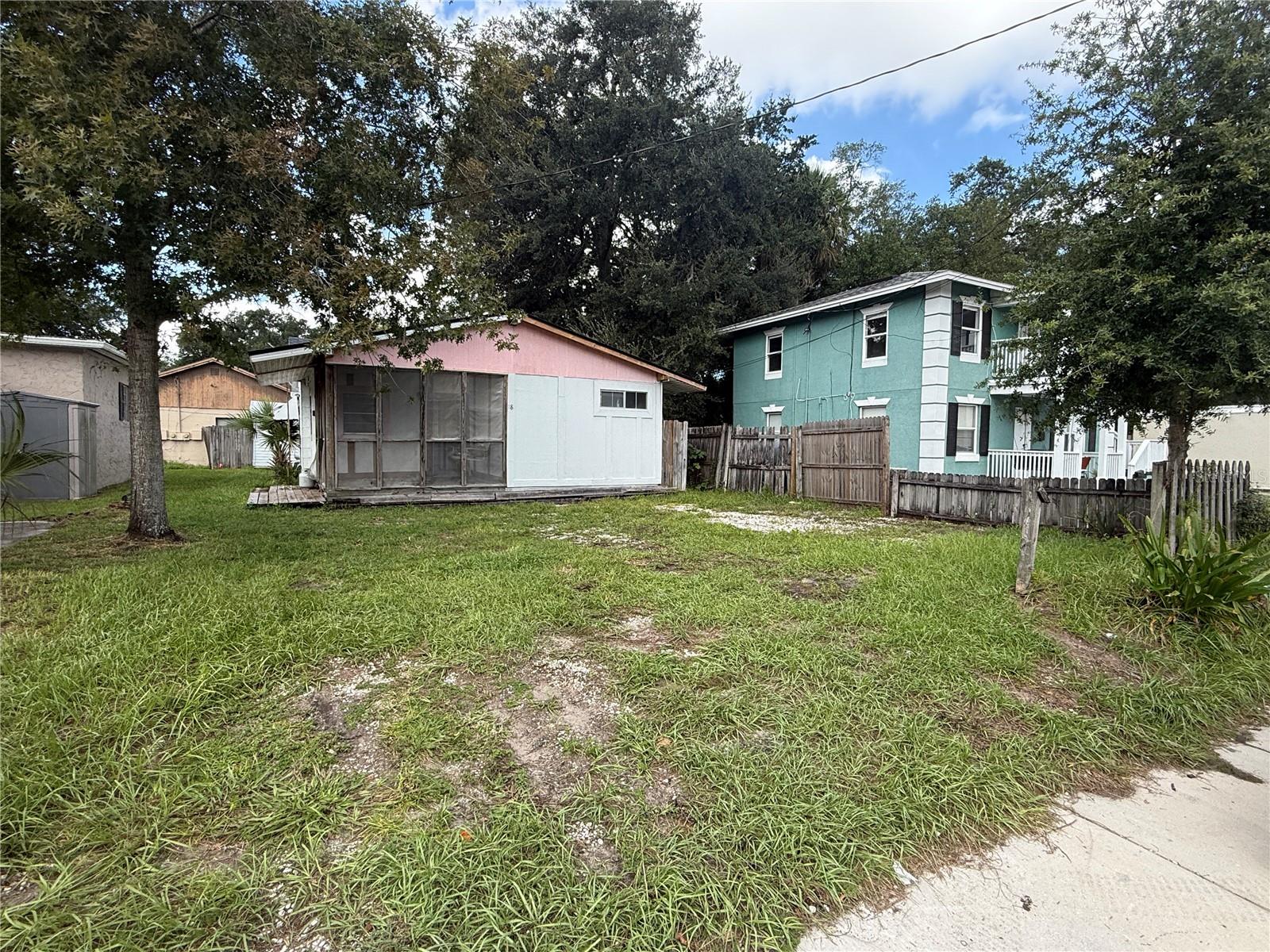 18 S PRIMROSE DRIVE