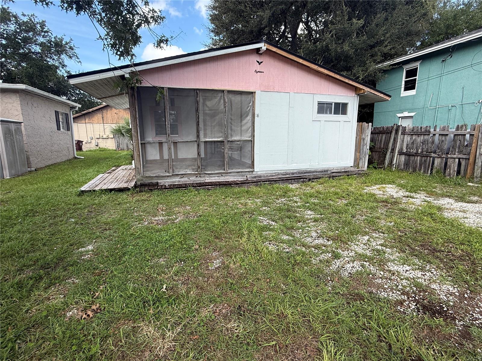 18 S PRIMROSE DRIVE
