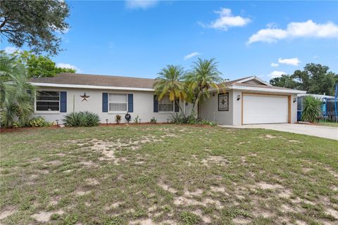 Photo of 630 E Thelma Street, Lake Alfred, FL 33850 (MLS # P4936283)