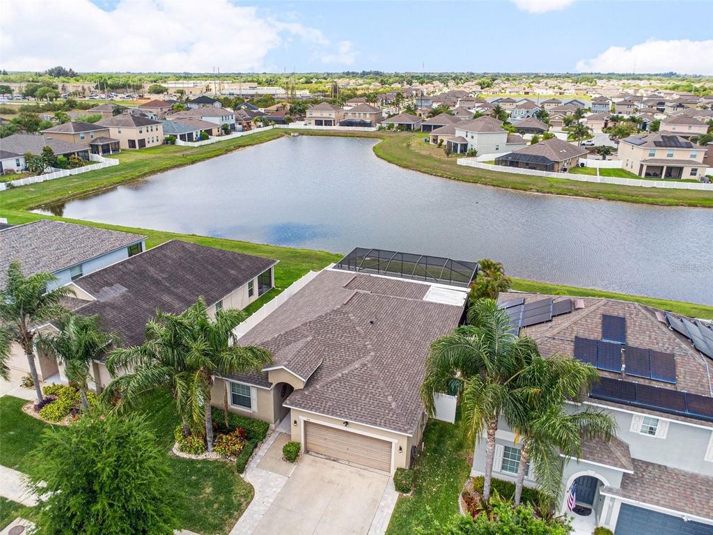 Photo of 914 Peregrine Hill Place, Ruskin, FL 33570 (MLS # A4689145)