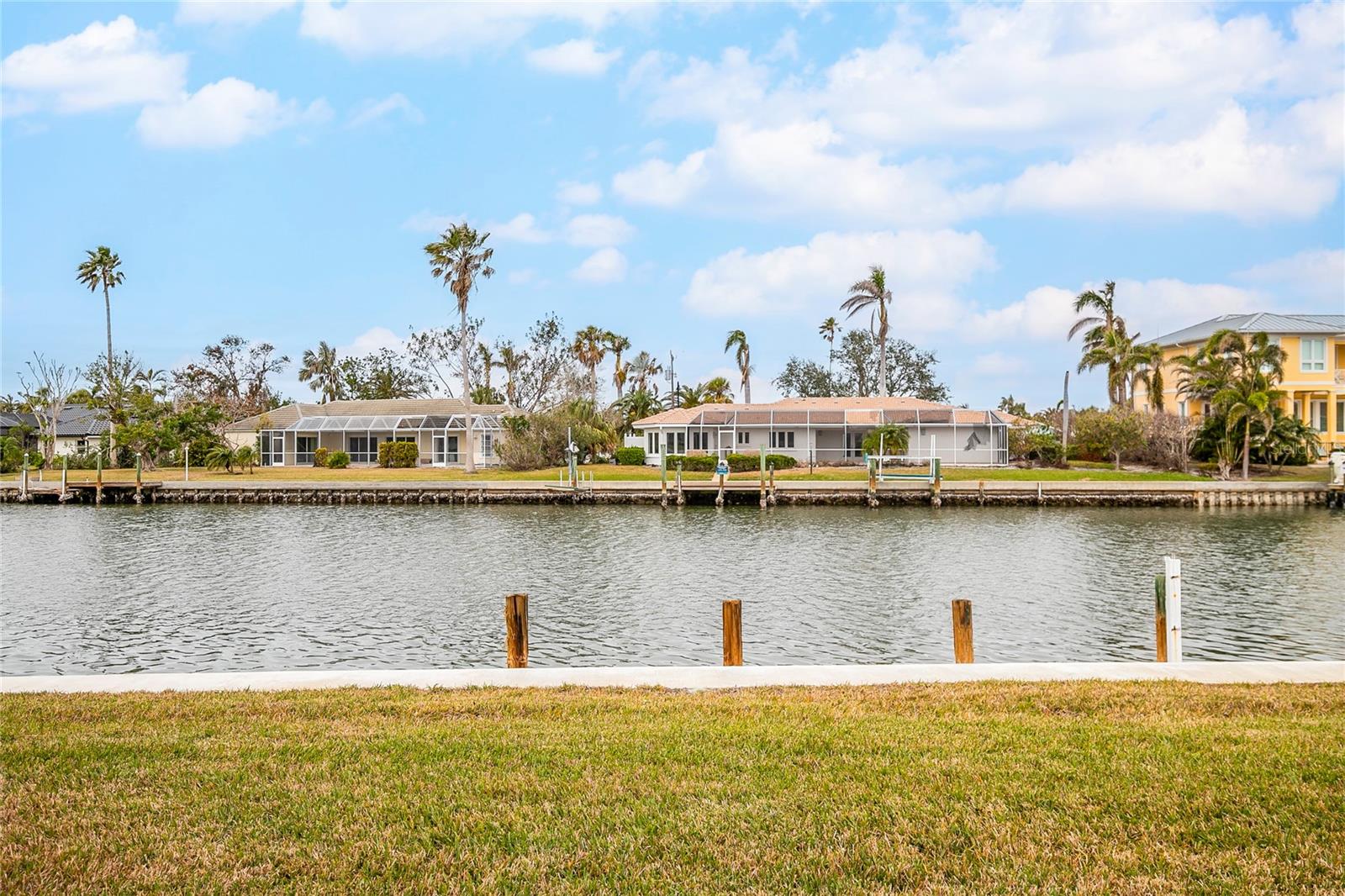 EMERALD HARBOR - Residential