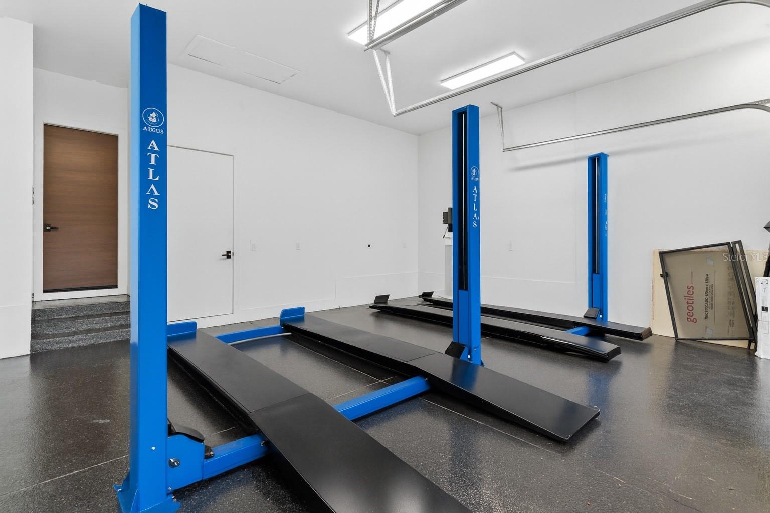 VIRGINIA HEIGHTS REP - Residential