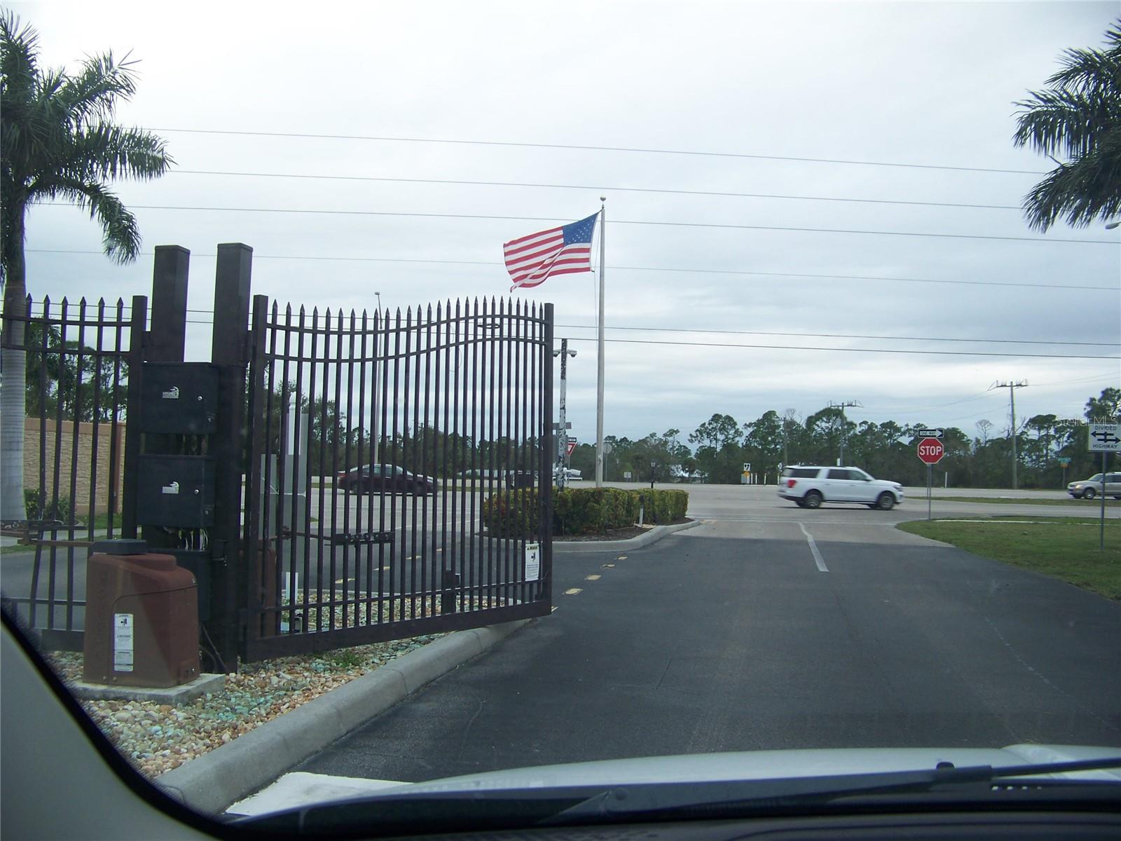 BURNT STORE COLONY MHP COOP - Residential