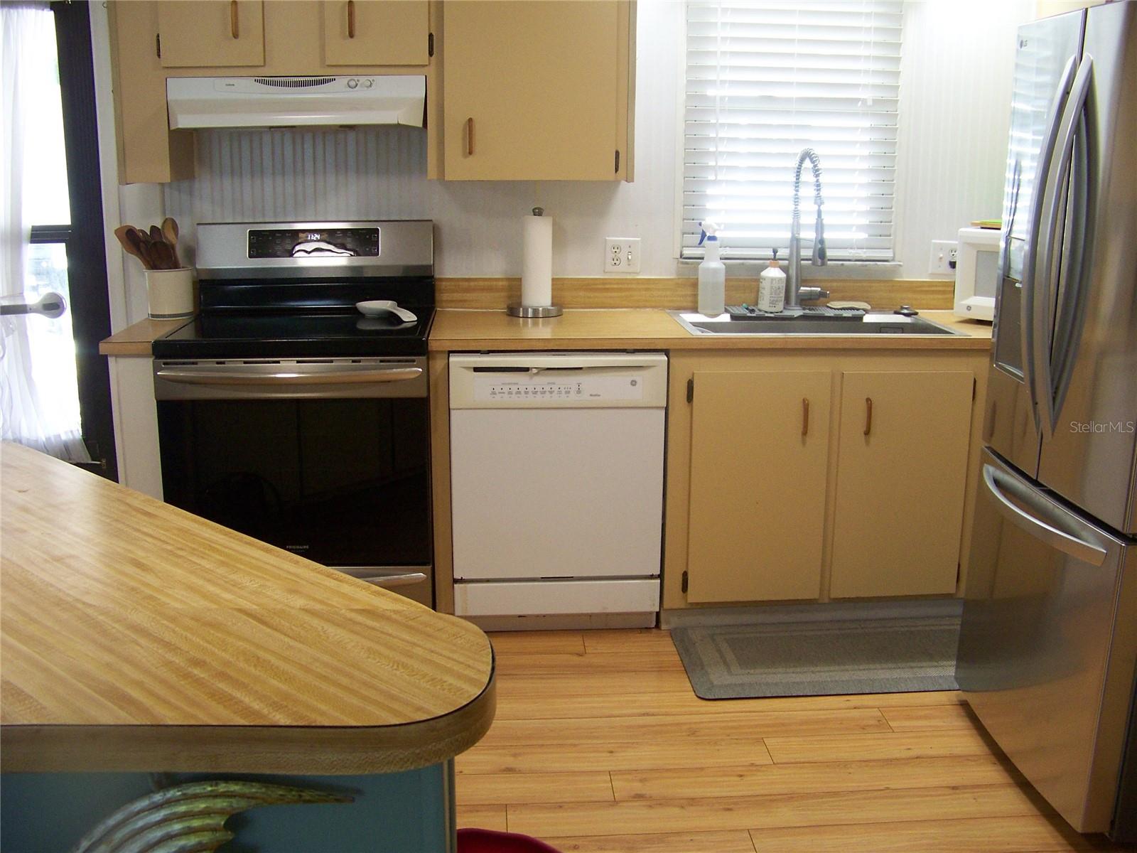 BURNT STORE COLONY MHP COOP - Residential