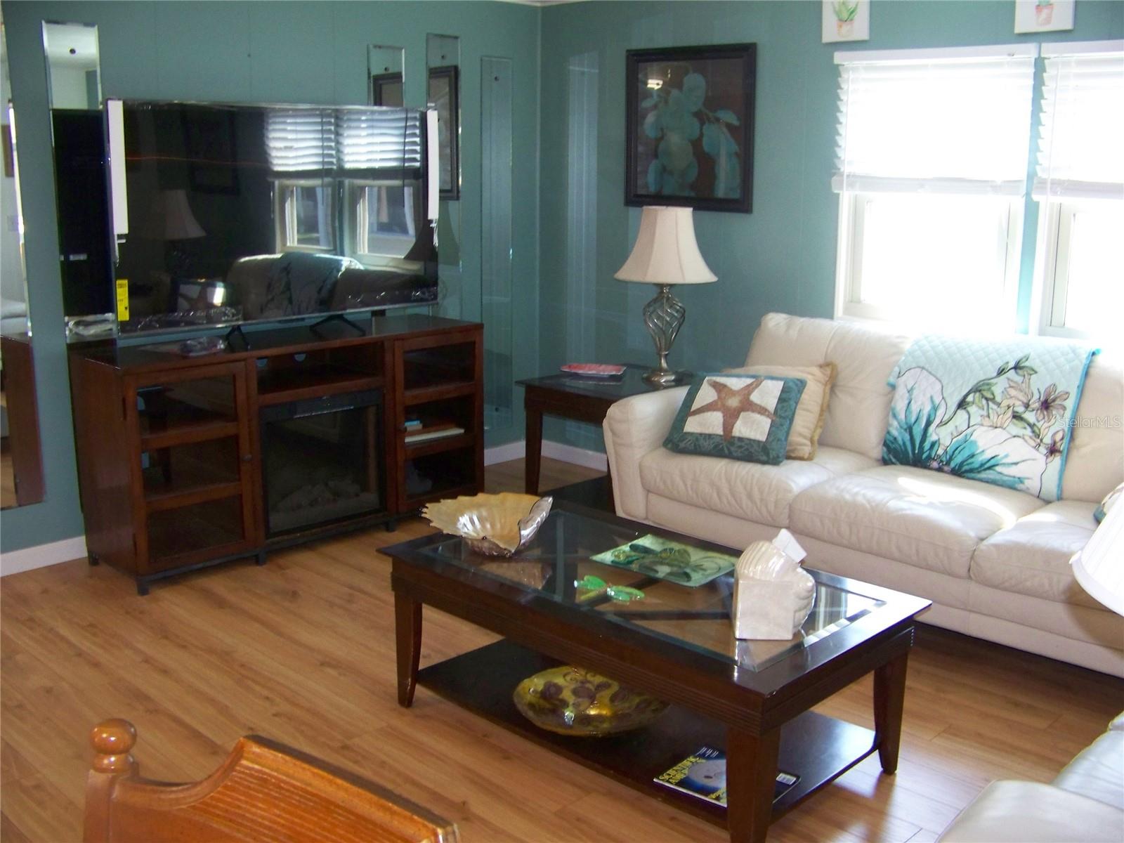 BURNT STORE COLONY MHP COOP - Residential