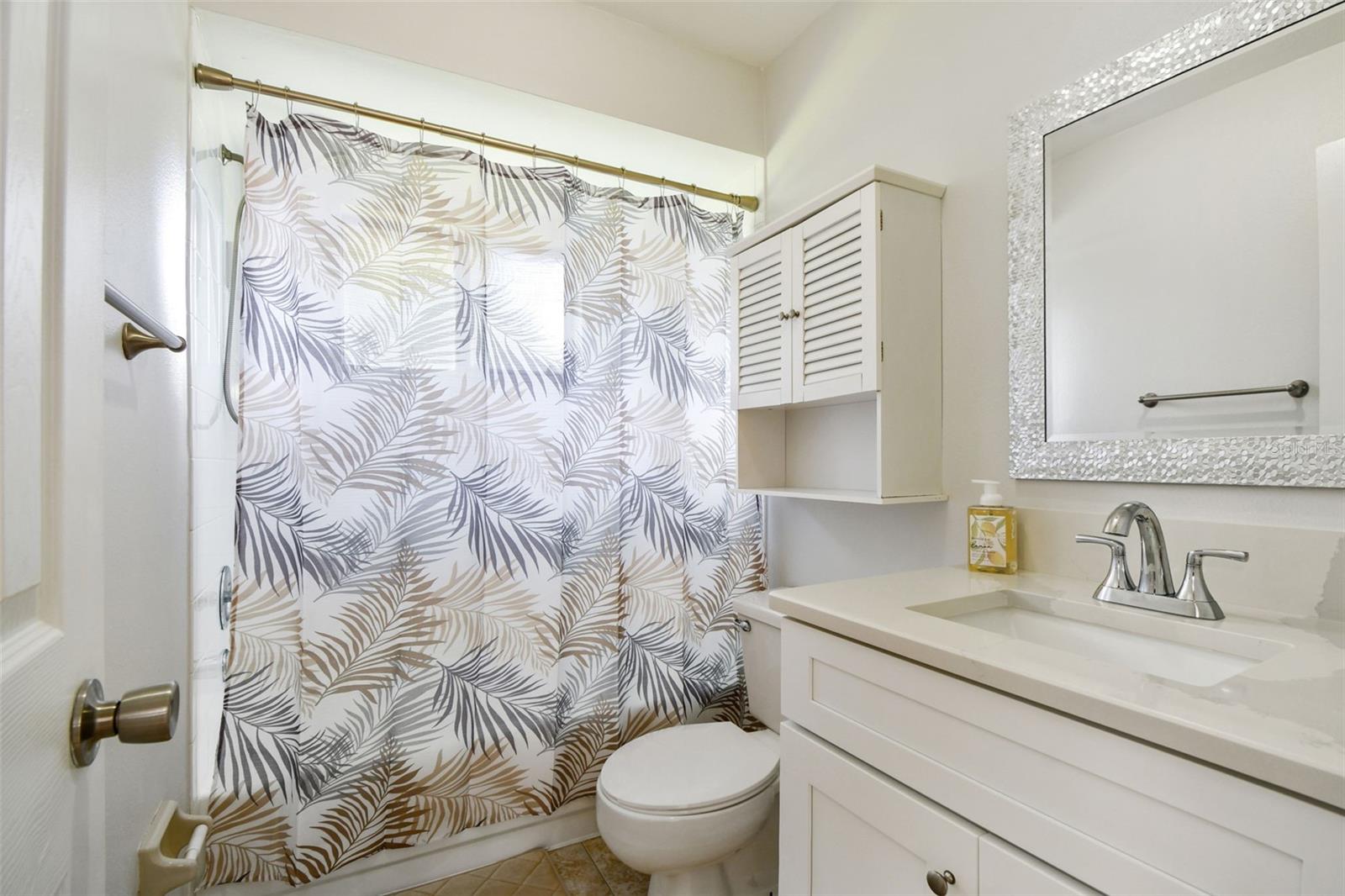 VILLAS OF PINELLAS FARMS CONDO - Residential