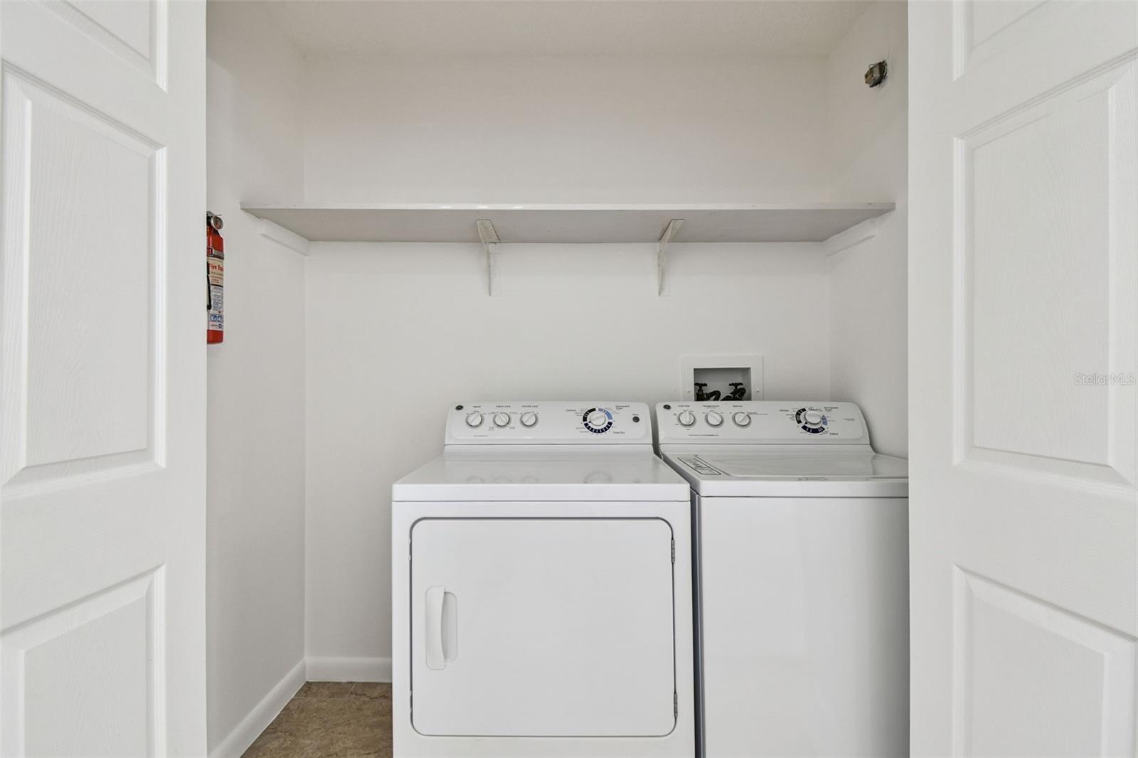 VILLAS OF PINELLAS FARMS CONDO - Residential