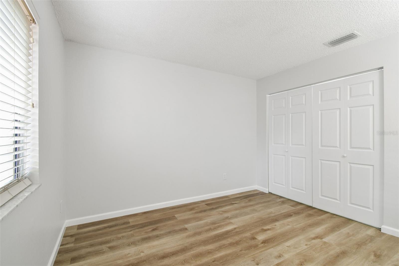 VILLAS OF PINELLAS FARMS CONDO - Residential