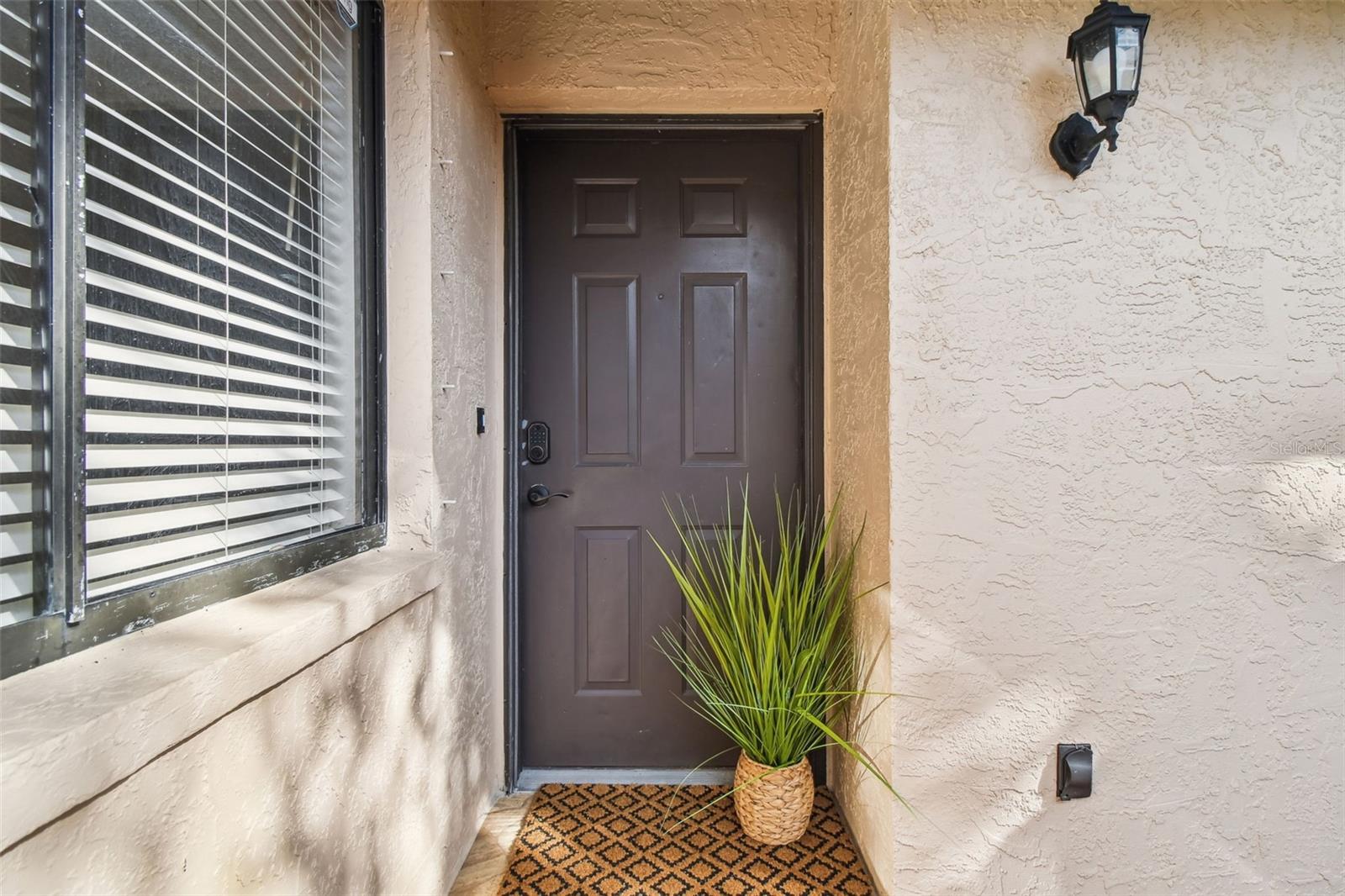 VILLAS OF PINELLAS FARMS CONDO - Residential