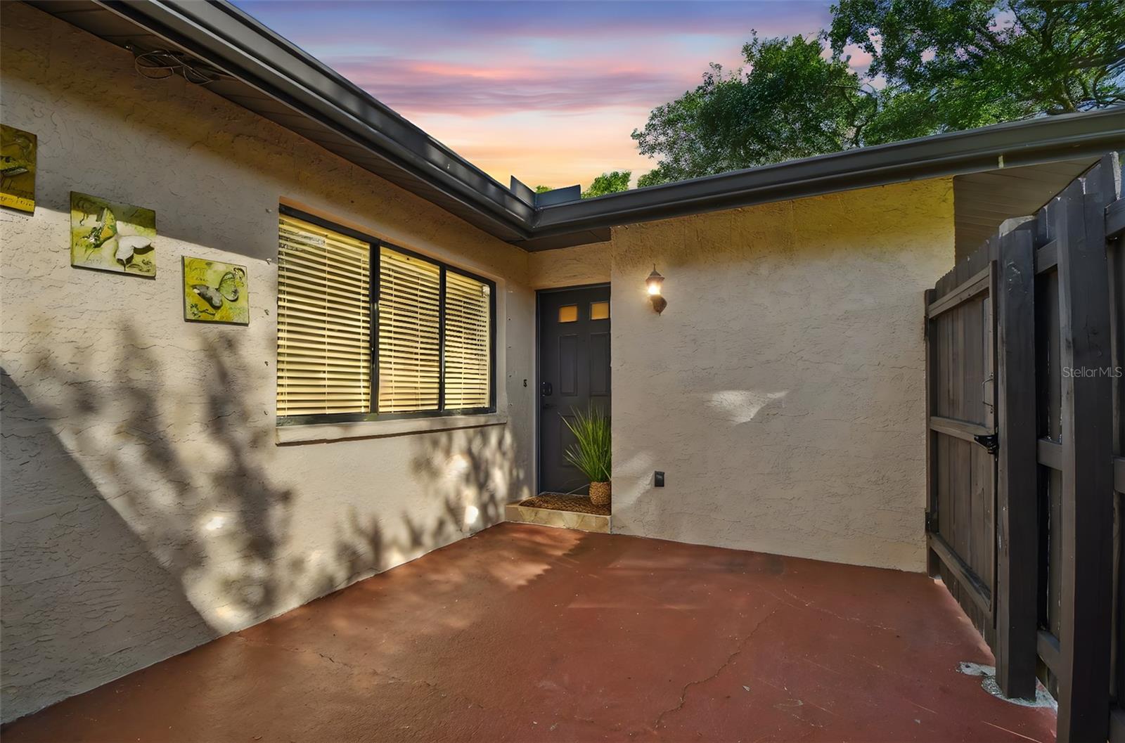 VILLAS OF PINELLAS FARMS CONDO - Residential