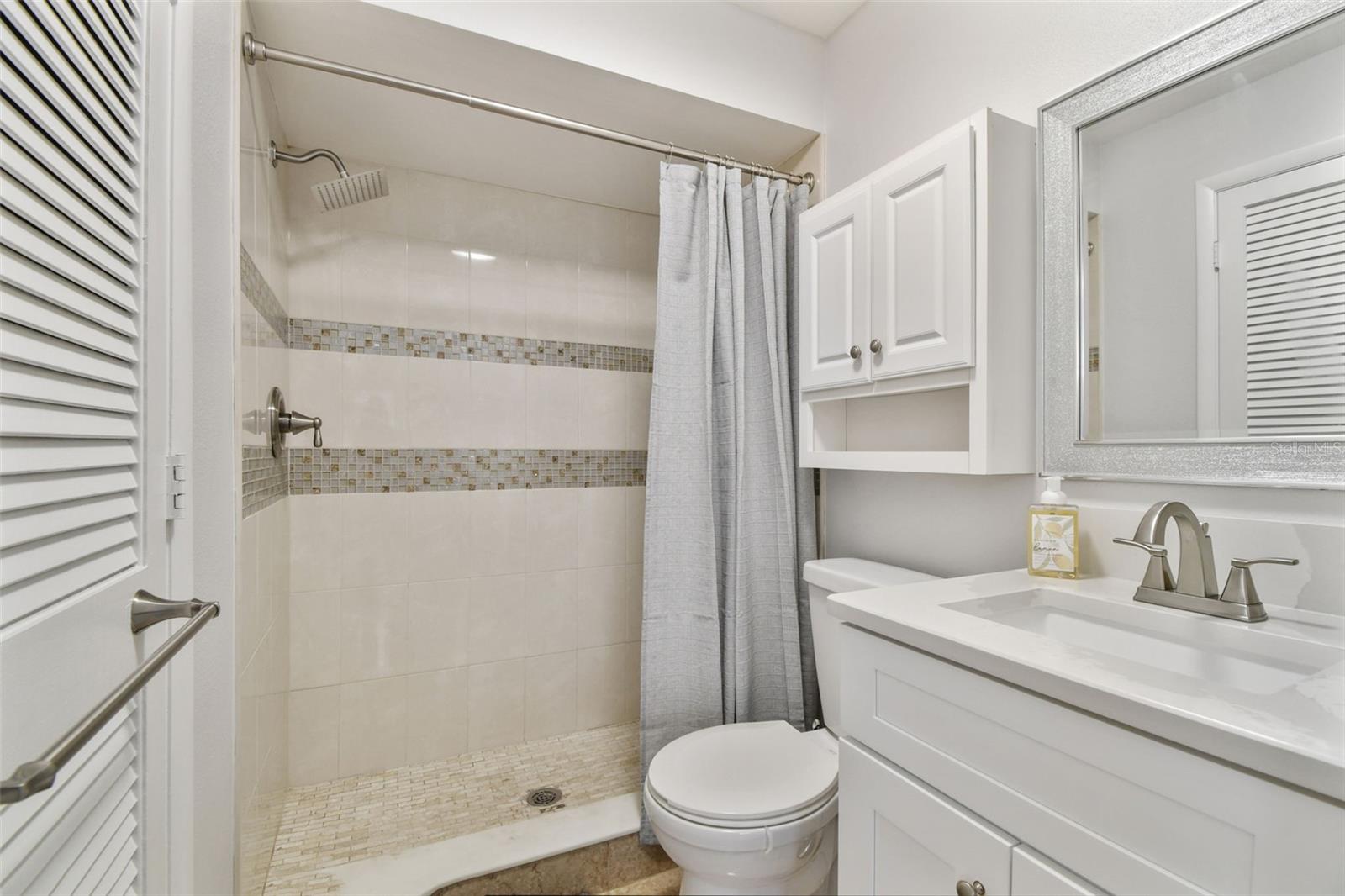 VILLAS OF PINELLAS FARMS CONDO - Residential