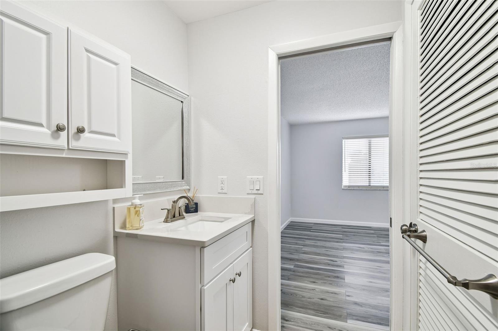 VILLAS OF PINELLAS FARMS CONDO - Residential