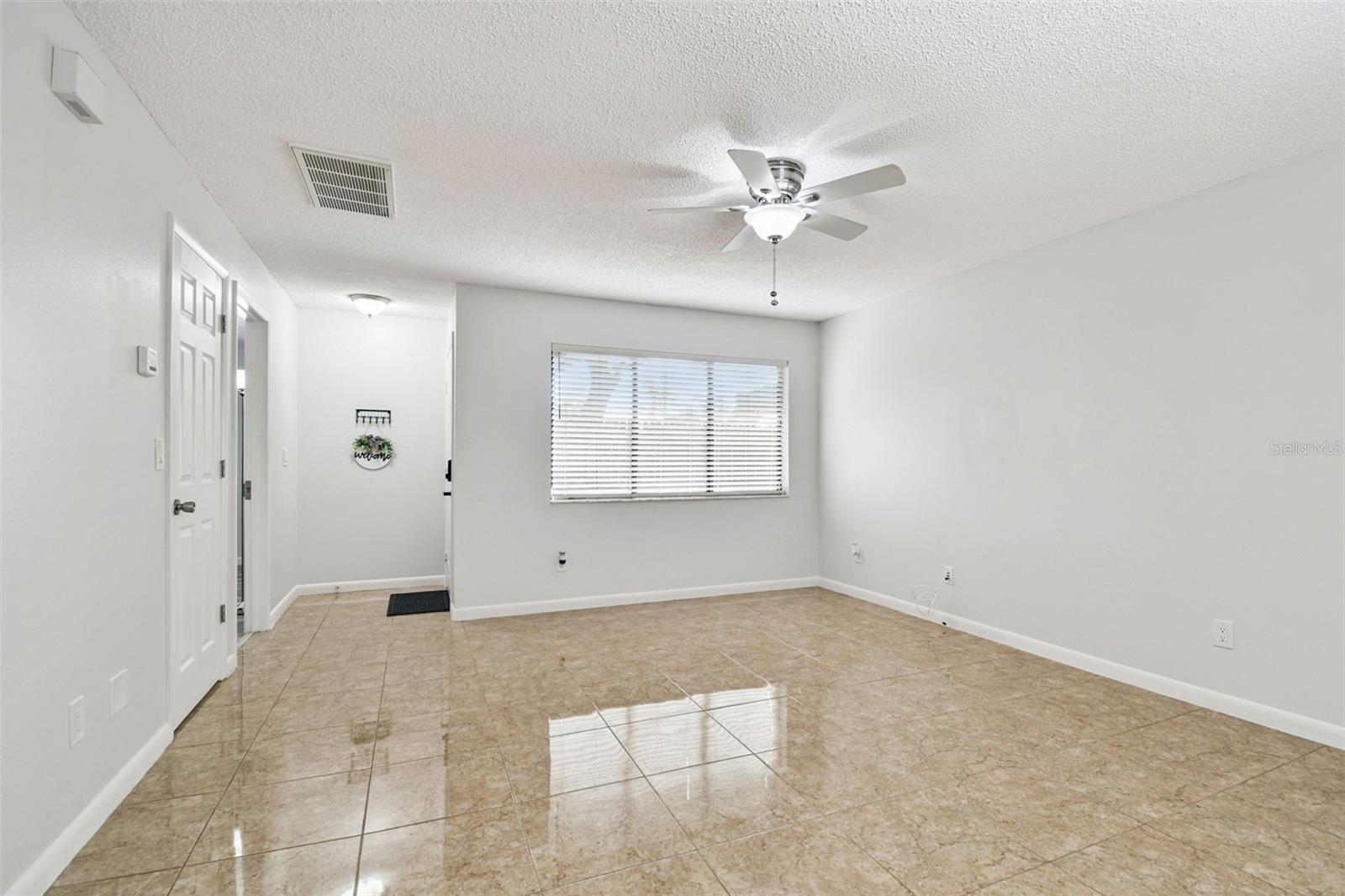 VILLAS OF PINELLAS FARMS CONDO - Residential
