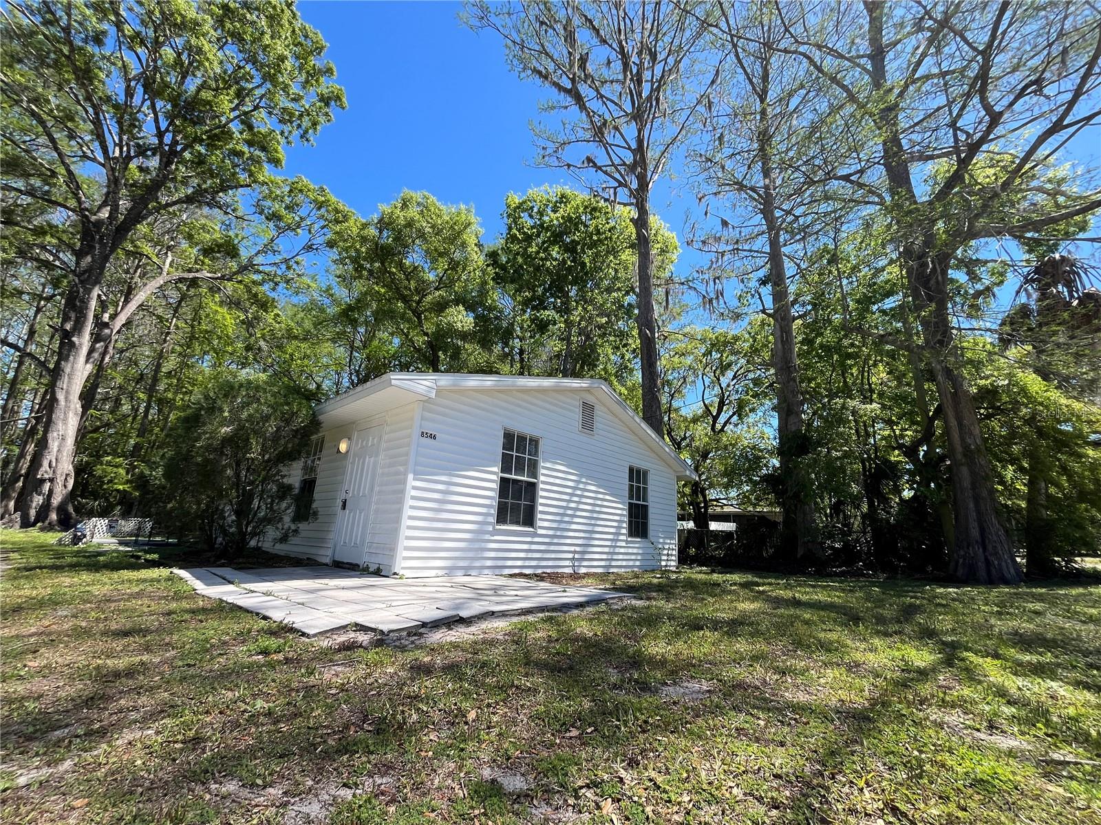 LAKE WORRELL - Residential Lease