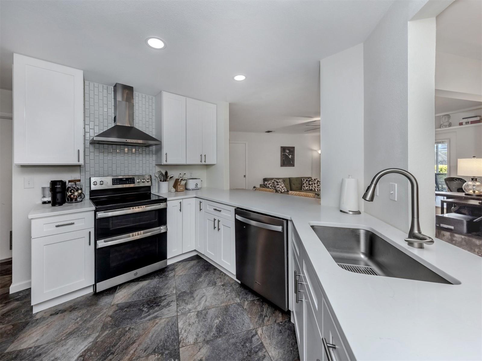 SORRENTO EAST - Residential