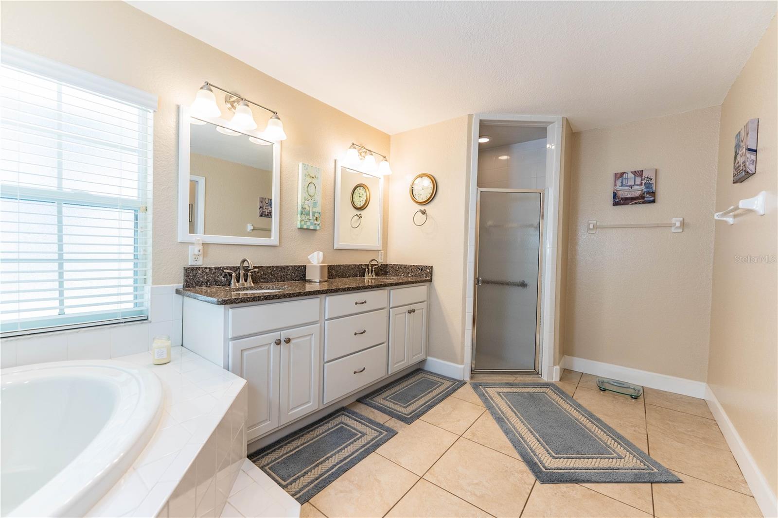 WRIGHT ESTATES - Residential