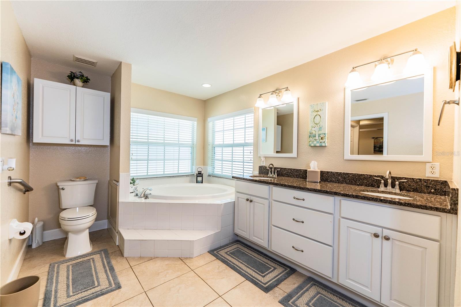 WRIGHT ESTATES - Residential