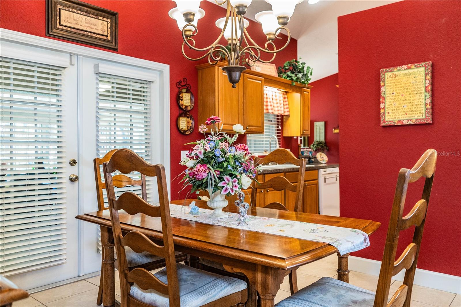 WRIGHT ESTATES - Residential