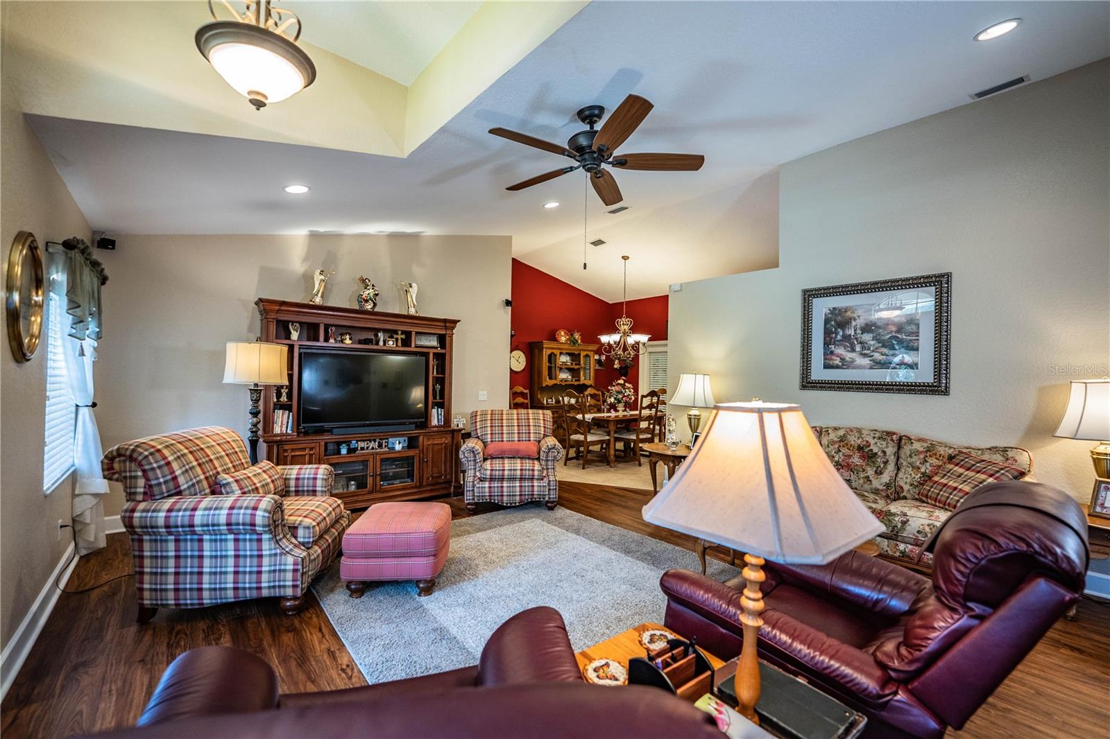 WRIGHT ESTATES - Residential