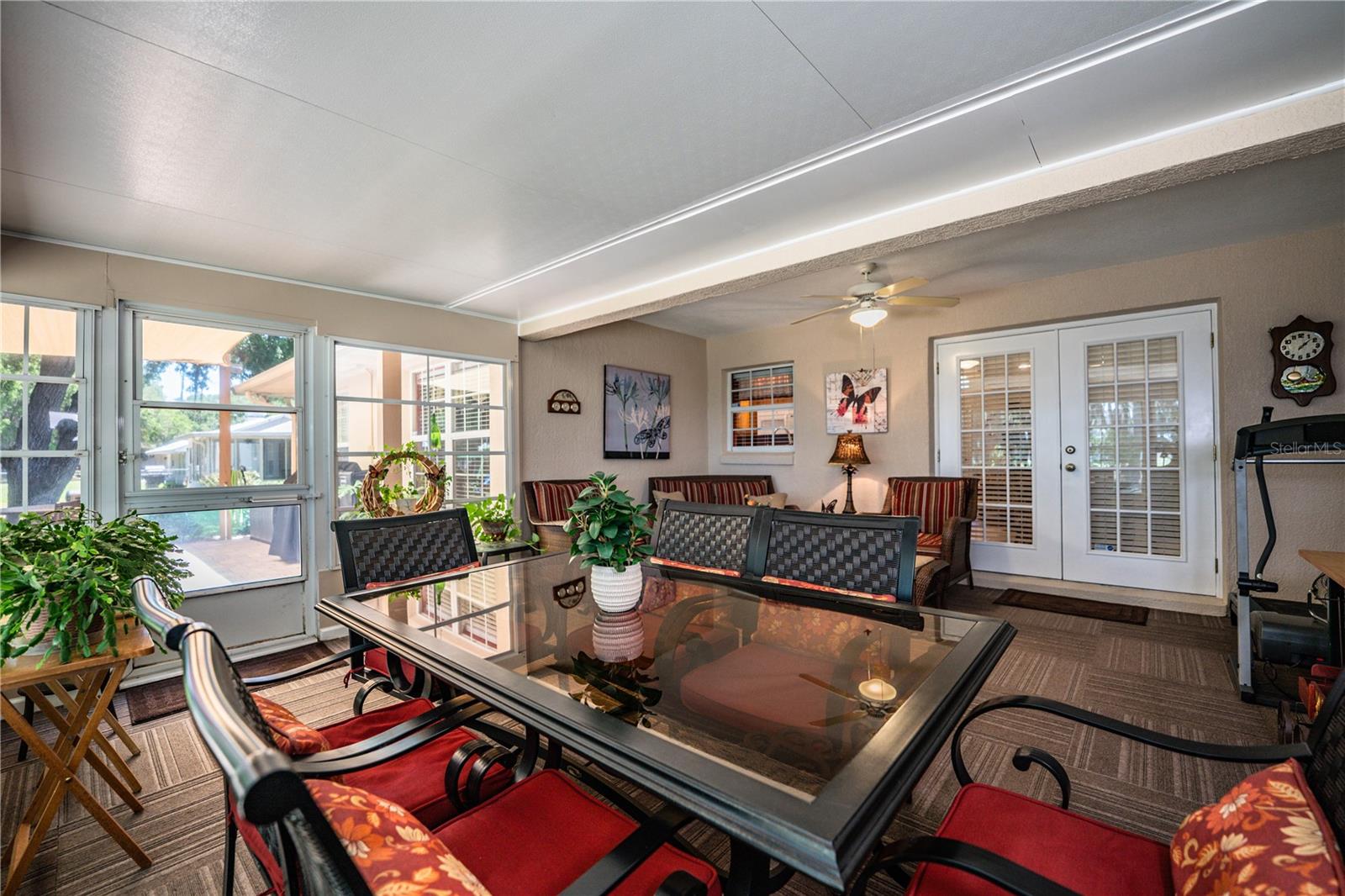 WRIGHT ESTATES - Residential