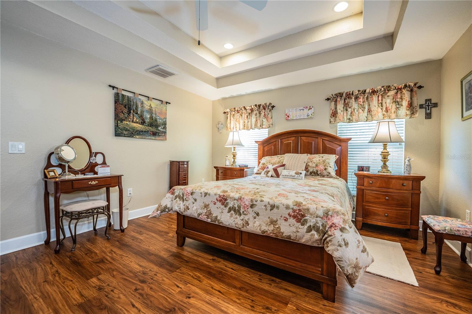 WRIGHT ESTATES - Residential