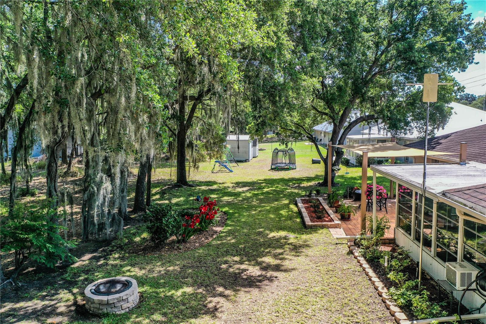 WRIGHT ESTATES - Residential